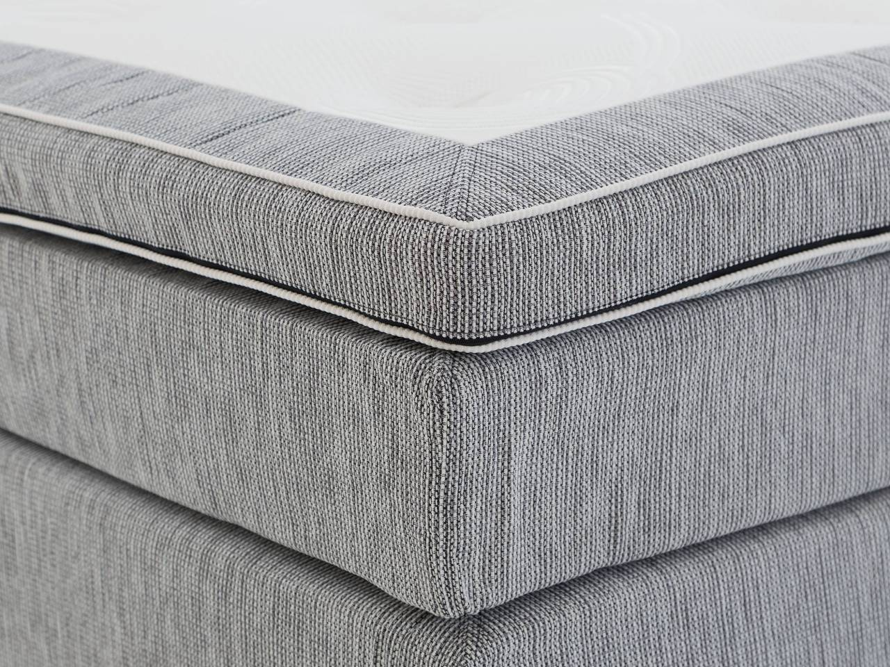 GRAND XL 140 Ljusgr�